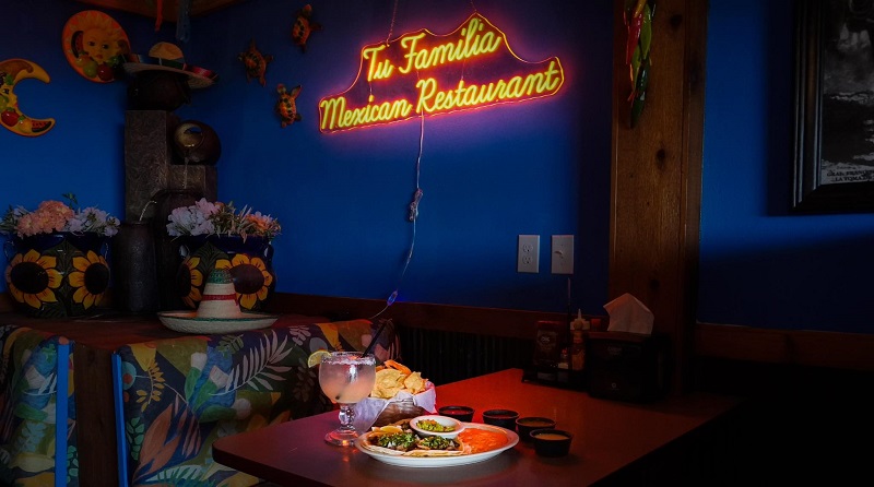 Free Restaurant Bootstrap Website Template by FreeHTML5.co